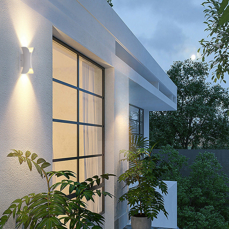 Arandela LED Externa Curva Calyxor