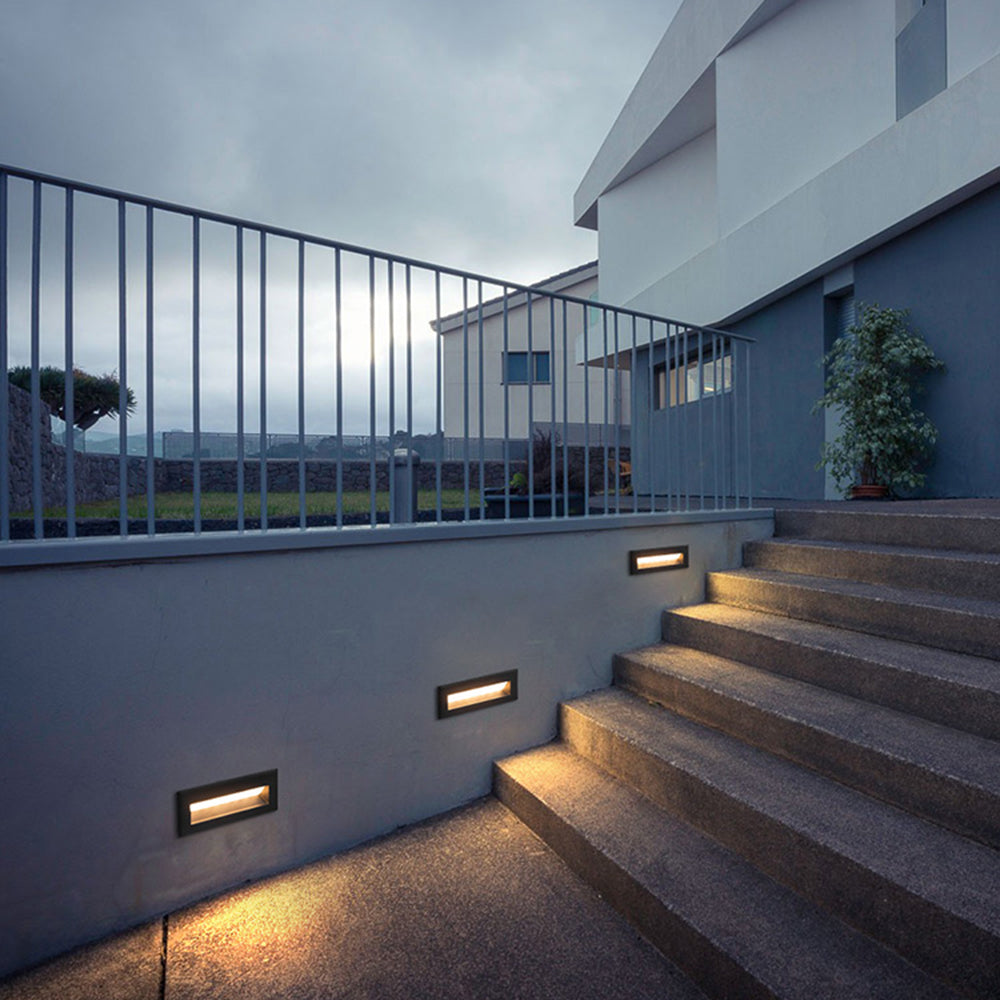 Calvorn Luminária de Degrau Moderna Retangular Preta para Exterior
