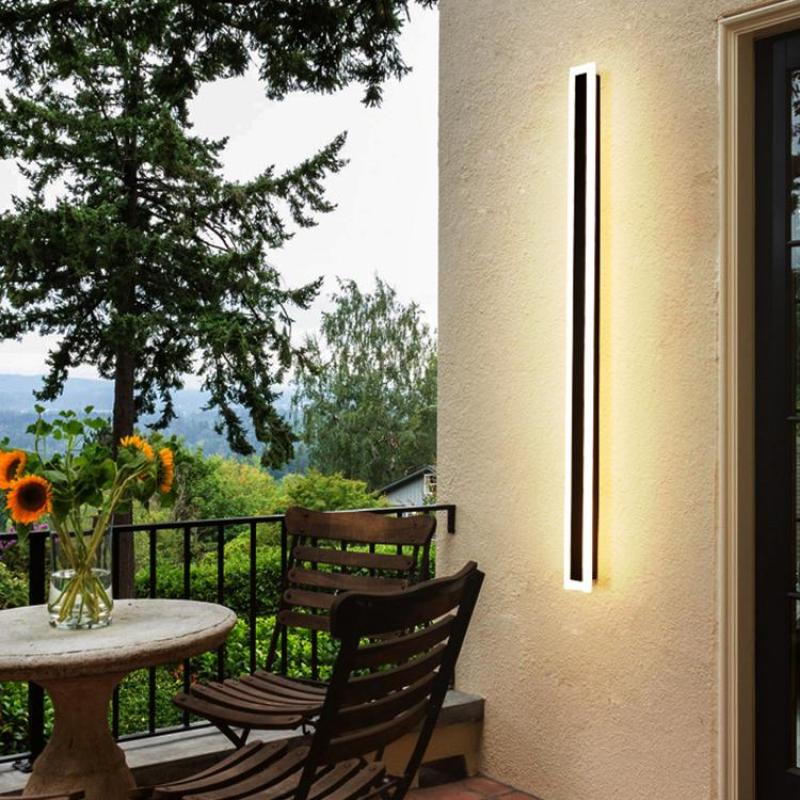 Arandela de Parede Exterior Linear Virex