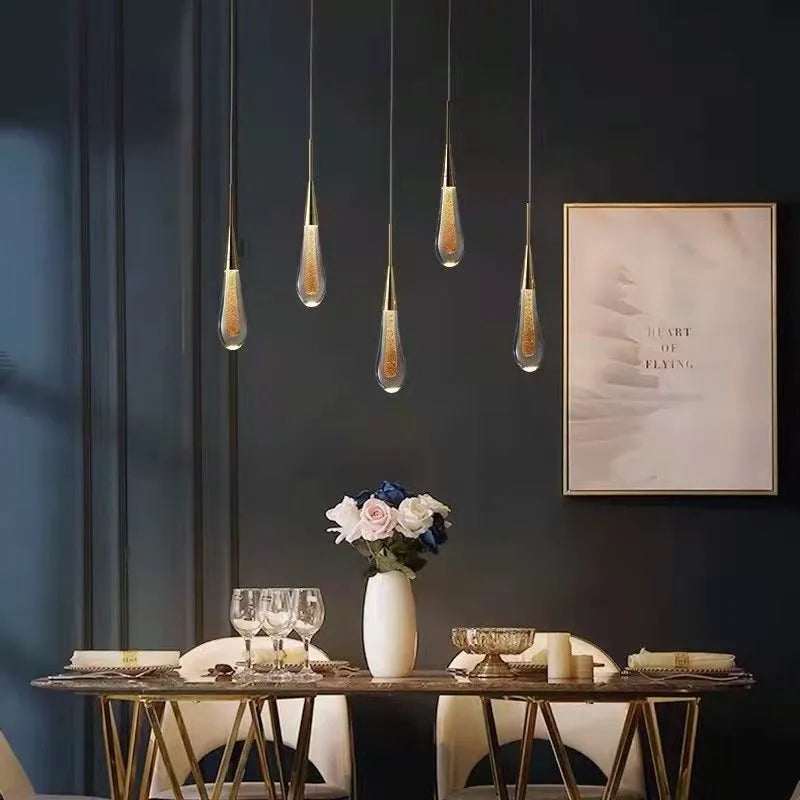 Pendente Eloria com Gota de Cristal Dourado
