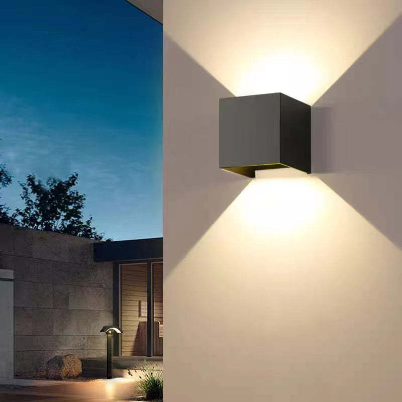 Arandela Externa Quadrada Moderna Ajustável LED Eronil