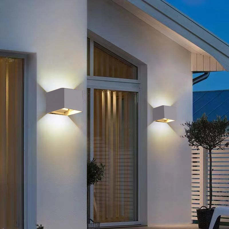 Arandela Externa Quadrada Moderna Ajustável LED Eronil